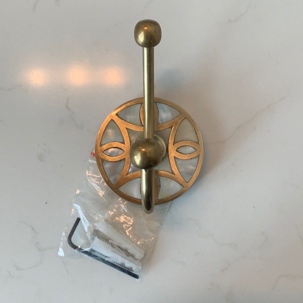 Anthropologie bath hook